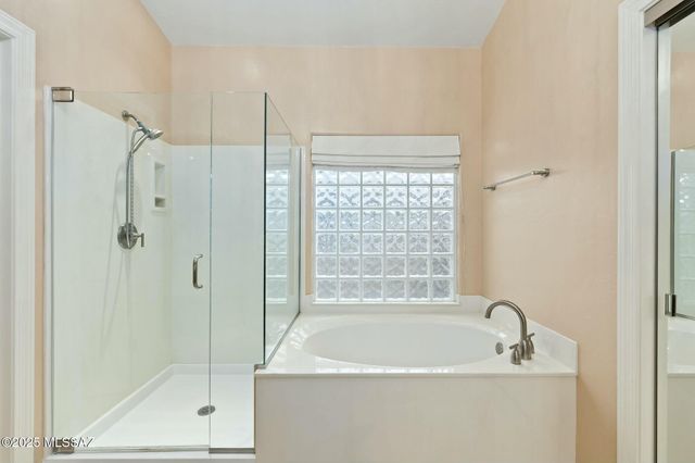 5322 N Spring View Drive, Tucson, AZ 85749