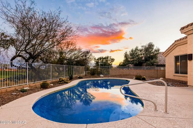 5322 N Spring View Drive, Tucson, AZ 85749