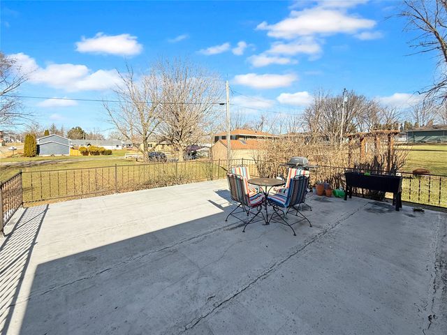 311 S Harrison Avenue, Baxter, IA 50028