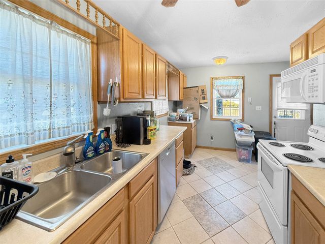 311 S Harrison Avenue, Baxter, IA 50028