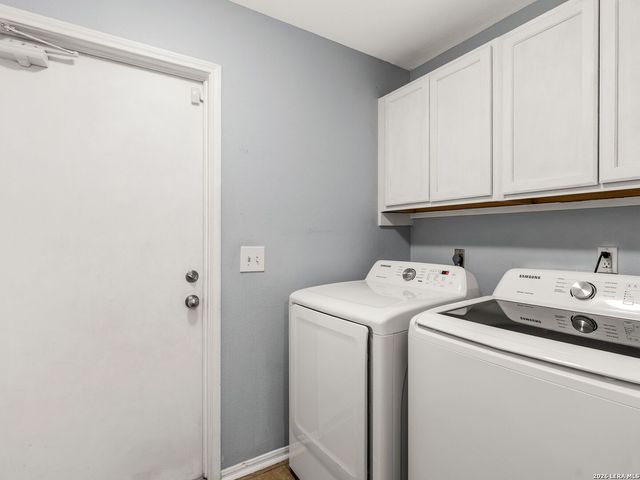 2423 Cedar Ridge, San Antonio, TX 78232