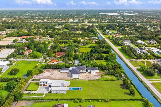 17301 SW 52nd Ct, Southwest Ranches, FL 33331