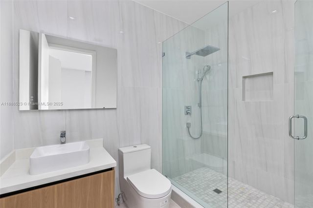 17301 SW 52nd Ct, Southwest Ranches, FL 33331