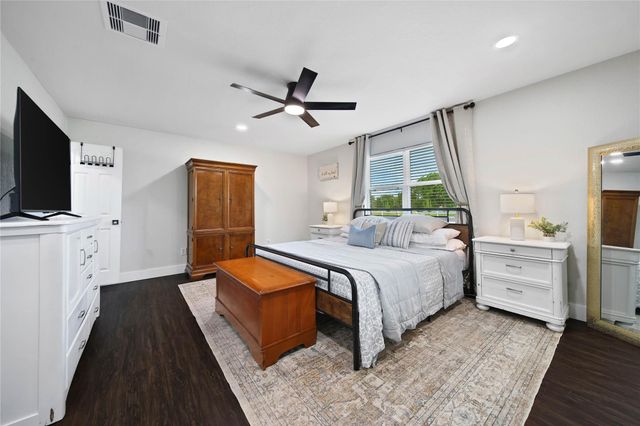 1800 Alvy Drive, La Porte, TX 77571