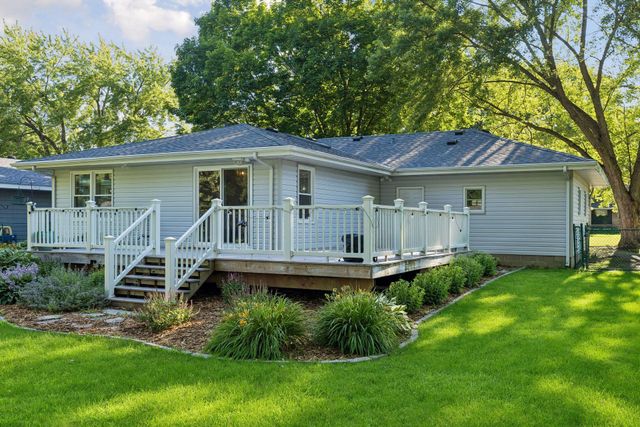 124 Harrington Drive, Long Lake, MN 55356