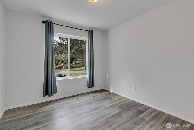 7215 36th Street W, University Place, WA 98466