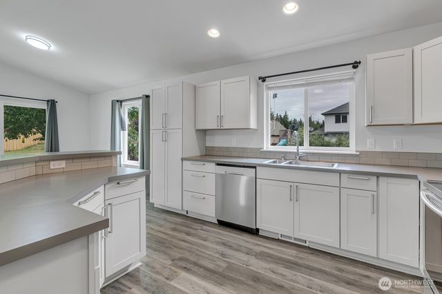 7215 36th Street W, University Place, WA 98466