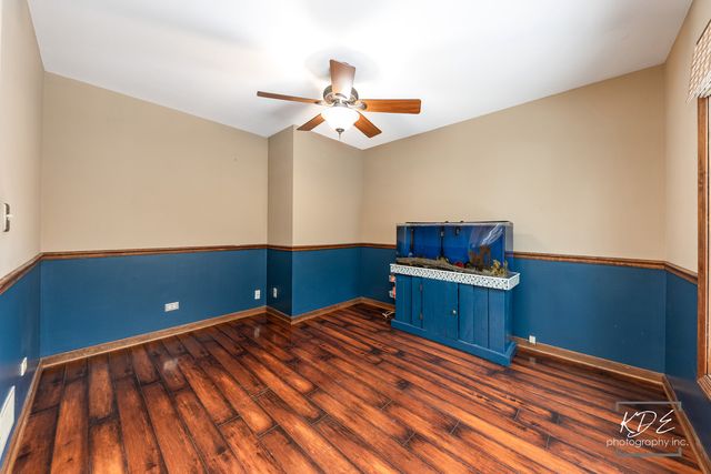 515 Cimarron Drive W, Aurora, IL 60504