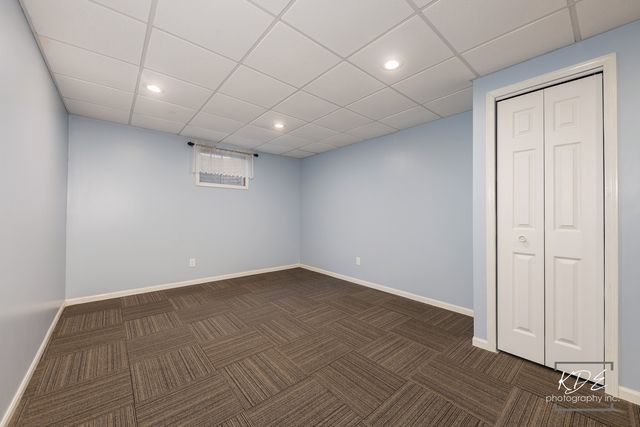 515 Cimarron Drive W, Aurora, IL 60504