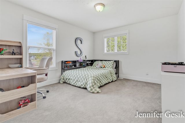 6644 Summer Meadows Drive, Rockford, MI 49341
