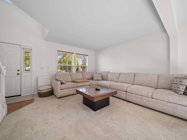 2521 WATERFORD Lane, Lake In The Hills, IL 60156