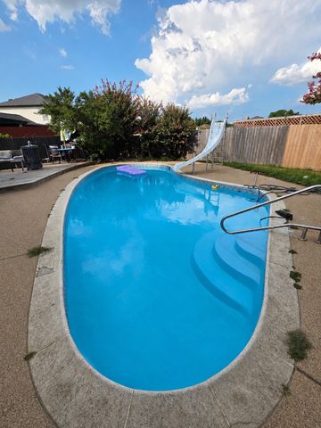 1003 Cassion Drive, Lewisville, TX 75067