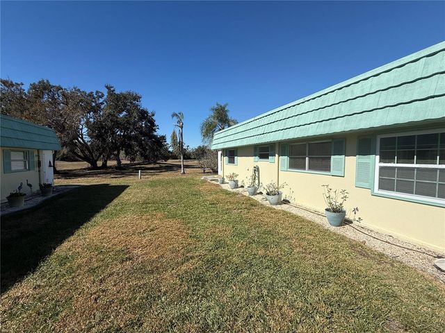 101 CAMBRIDGE TRAIL 212, Sun City Center, FL 33573