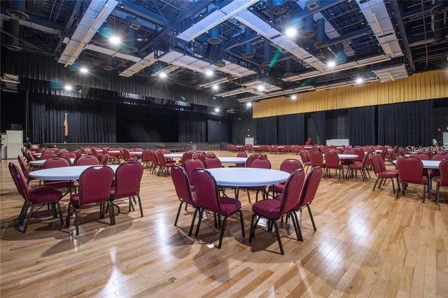 101 CAMBRIDGE TRAIL 212, Sun City Center, FL 33573