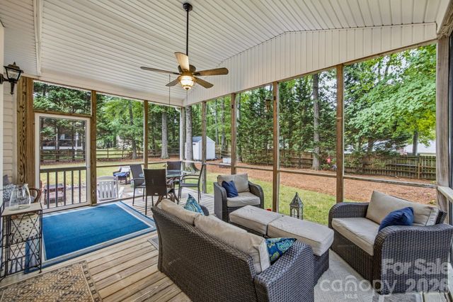 21126 Townwood Drive, Cornelius, NC 28031