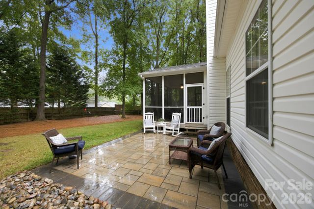 21126 Townwood Drive, Cornelius, NC 28031