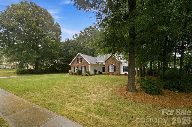 21126 Townwood Drive, Cornelius, NC 28031