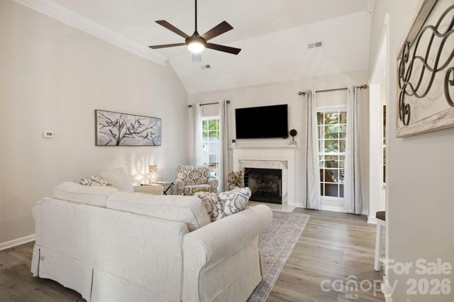 21126 Townwood Drive, Cornelius, NC 28031