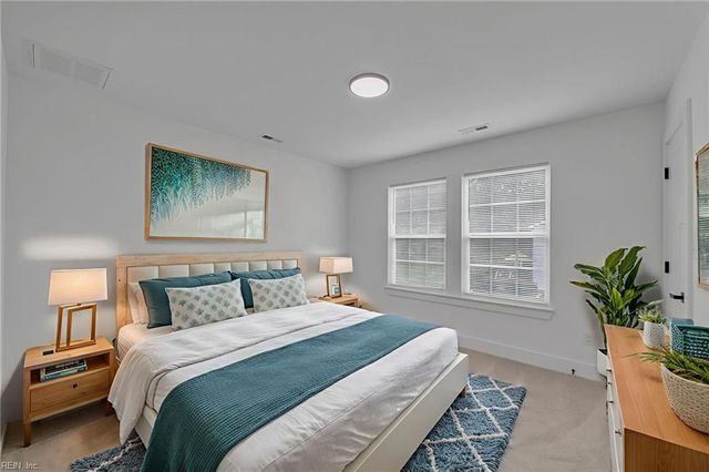 28 Maplewood ST, Hampton, VA 23669