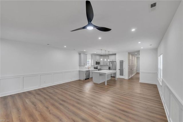 28 Maplewood ST, Hampton, VA 23669