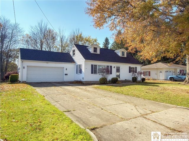 45 Delevan Avenue, Jamestown, NY 14701