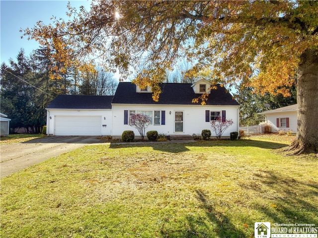 45 Delevan Avenue, Jamestown, NY 14701