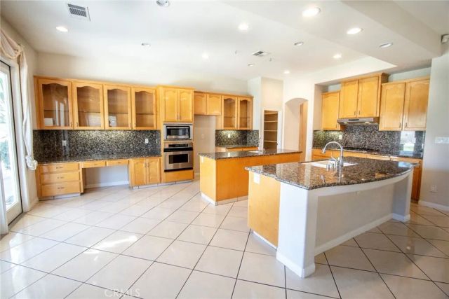 11910 Tulane Park Place, Bakersfield, CA 93311