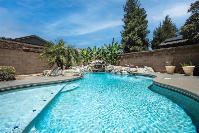 11910 Tulane Park Place, Bakersfield, CA 93311