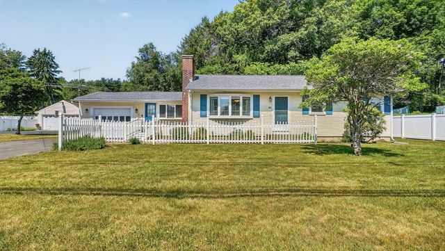 31 Shaker Rd, Westfield, MA 01085