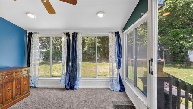 31 Shaker Rd, Westfield, MA 01085