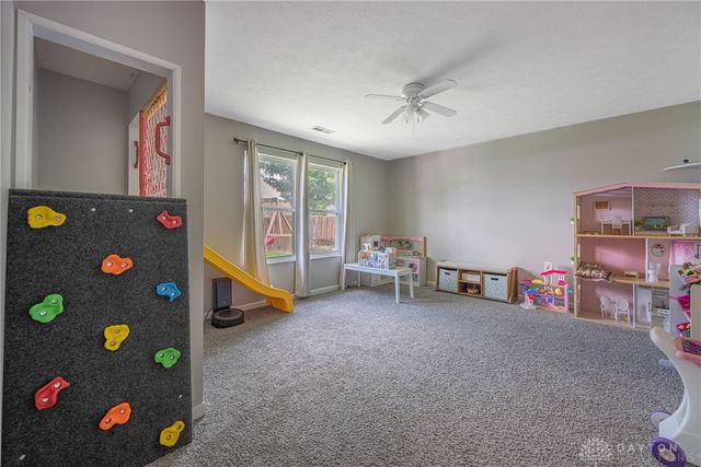 2292 Ferndown Drive, Miamisburg, OH 45342