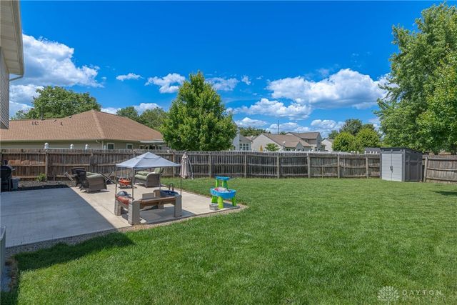 2292 Ferndown Drive, Miamisburg, OH 45342