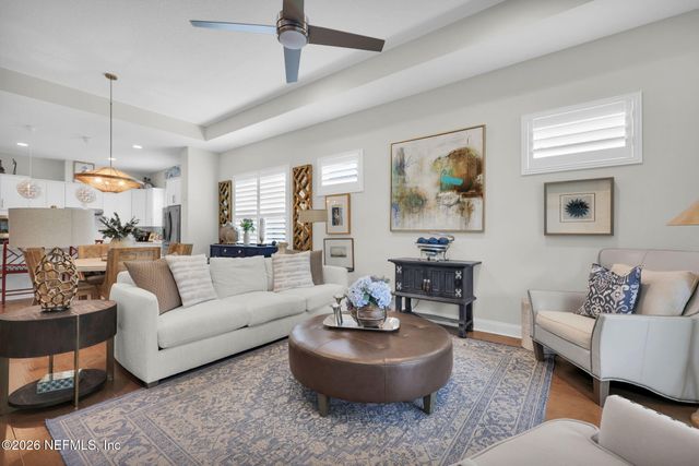 33 KNOTWOOD WAY Way, Jacksonville, FL 32081