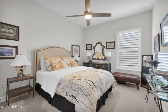 33 KNOTWOOD WAY Way, Jacksonville, FL 32081