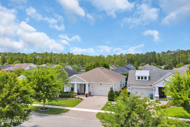 33 KNOTWOOD WAY Way, Jacksonville, FL 32081