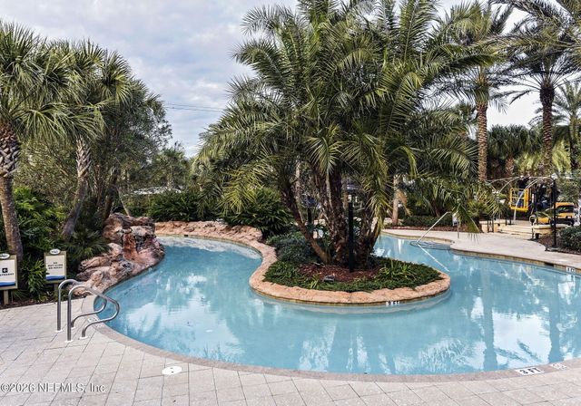 33 KNOTWOOD WAY Way, Jacksonville, FL 32081