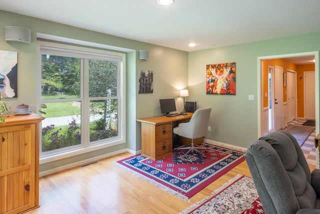 860 Briar hill Road, Hopkinton, NH 03229