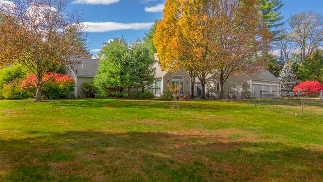 860 Briar hill Road, Hopkinton, NH 03229
