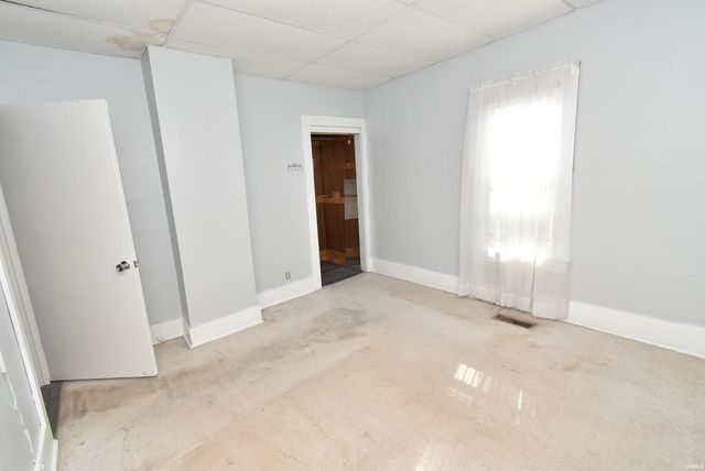 307 N Madison Avenue, Fowler, IN 47944