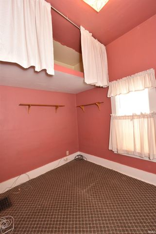 307 N Madison Avenue, Fowler, IN 47944