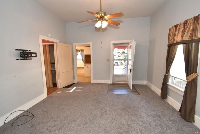 307 N Madison Avenue, Fowler, IN 47944