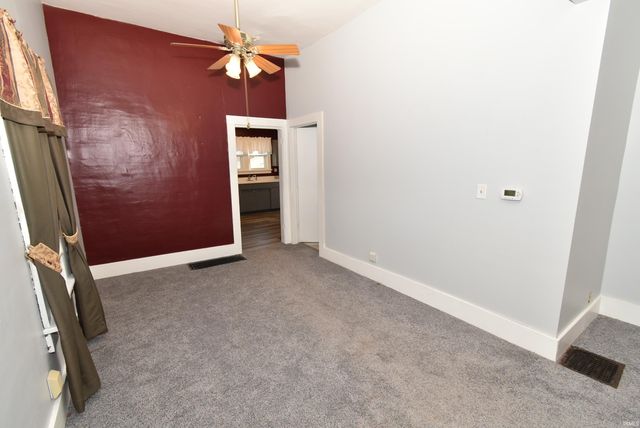 307 N Madison Avenue, Fowler, IN 47944