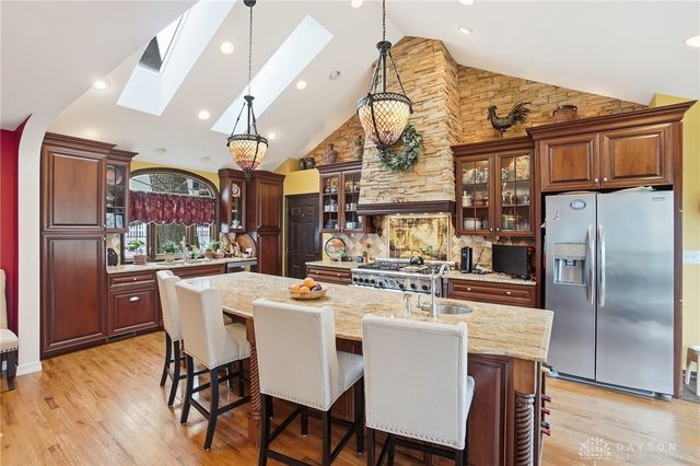 3945 Lenox Drive, Kettering, OH 45429
