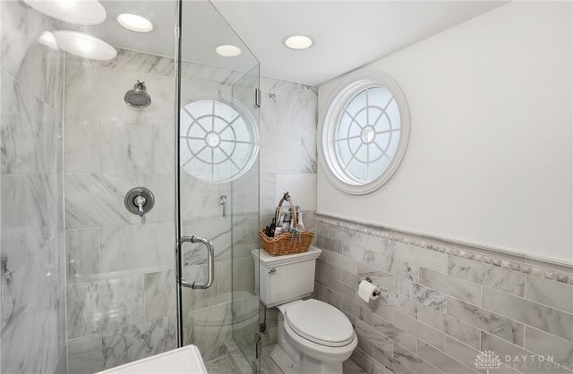 3945 Lenox Drive, Kettering, OH 45429