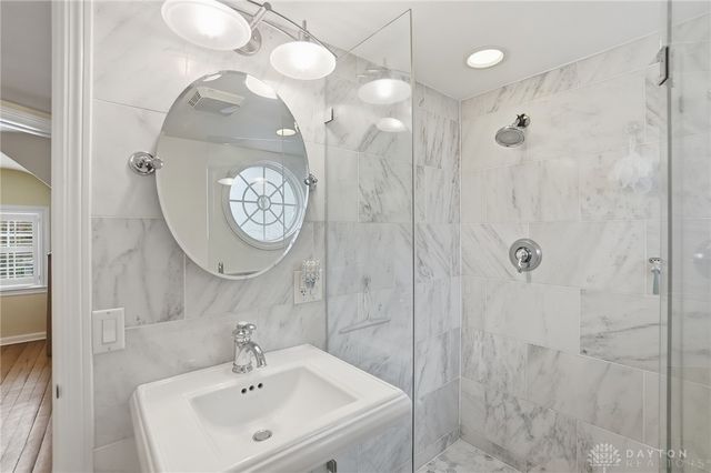 3945 Lenox Drive, Kettering, OH 45429