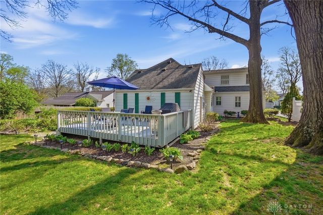 3945 Lenox Drive, Kettering, OH 45429