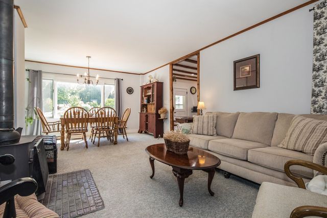 6948 US Rte 7 Road, Pittsford, VT 05763