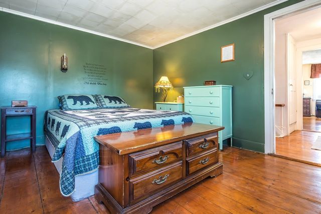 6948 US Rte 7 Road, Pittsford, VT 05763