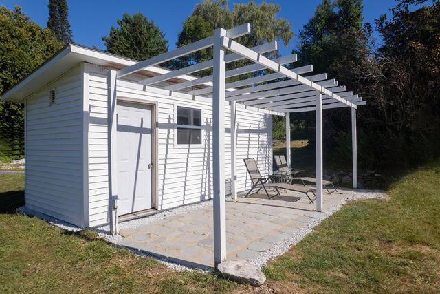 6948 US Rte 7 Road, Pittsford, VT 05763