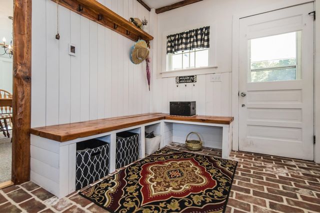 6948 US Rte 7 Road, Pittsford, VT 05763